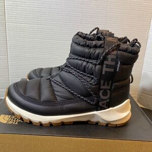New! The North Face ThermoBall Lace Up Luxe Waterproof Winter Boots Size 8